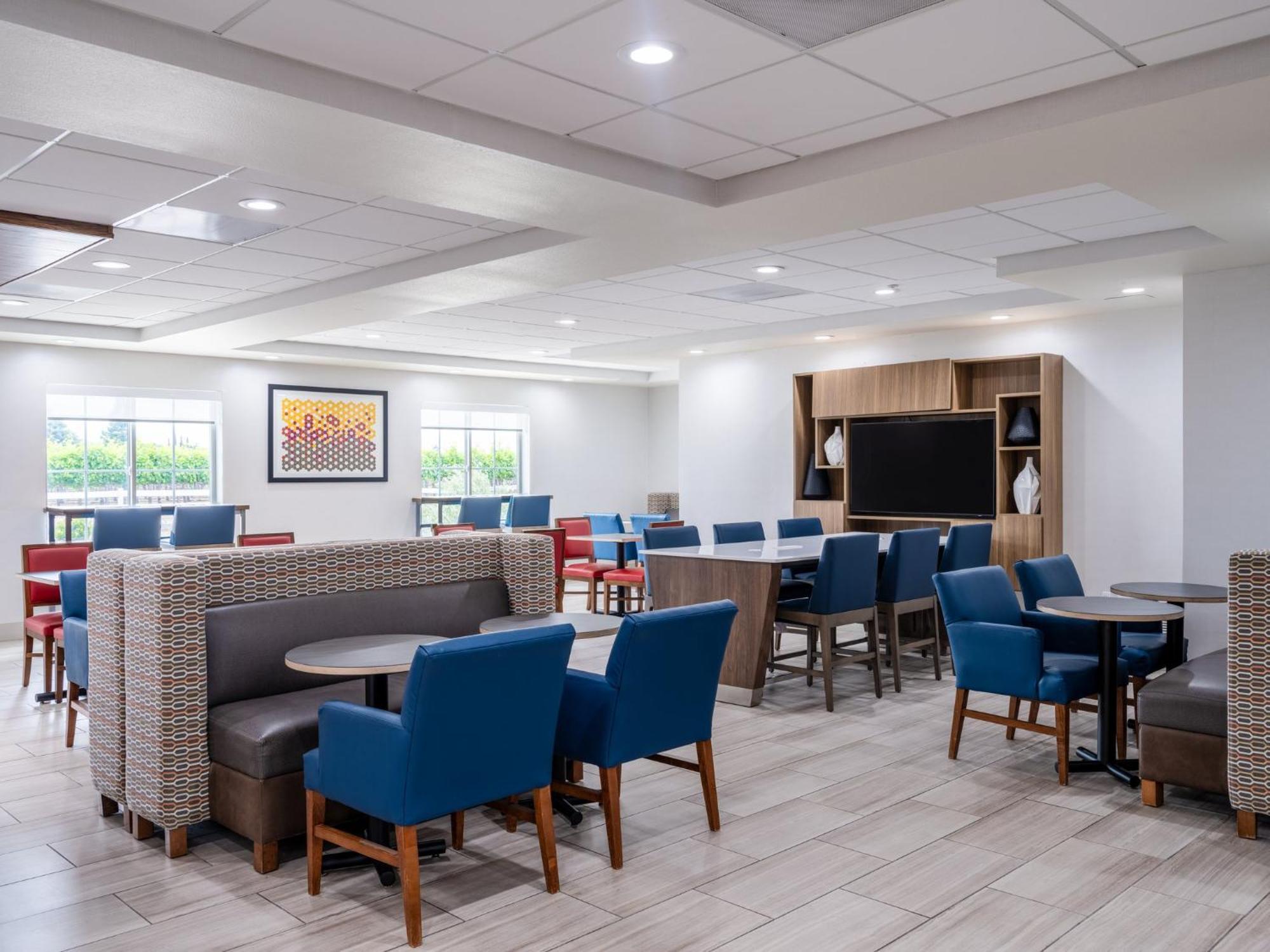 Holiday Inn Express Lodi By Ihg Luaran gambar